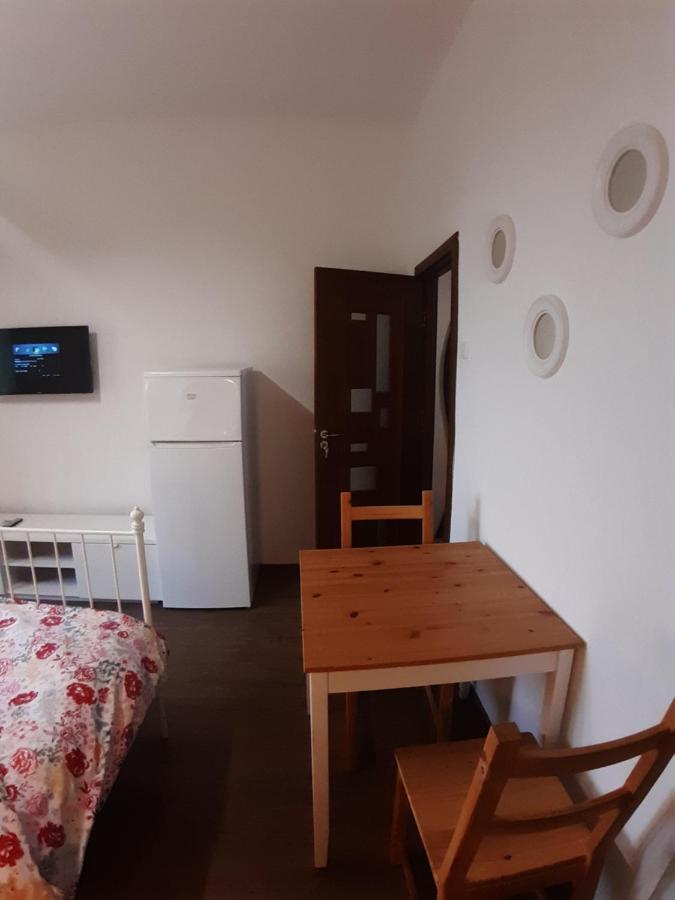 Romantic Calm Apartments Piata Universitate 布加勒斯特 外观 照片